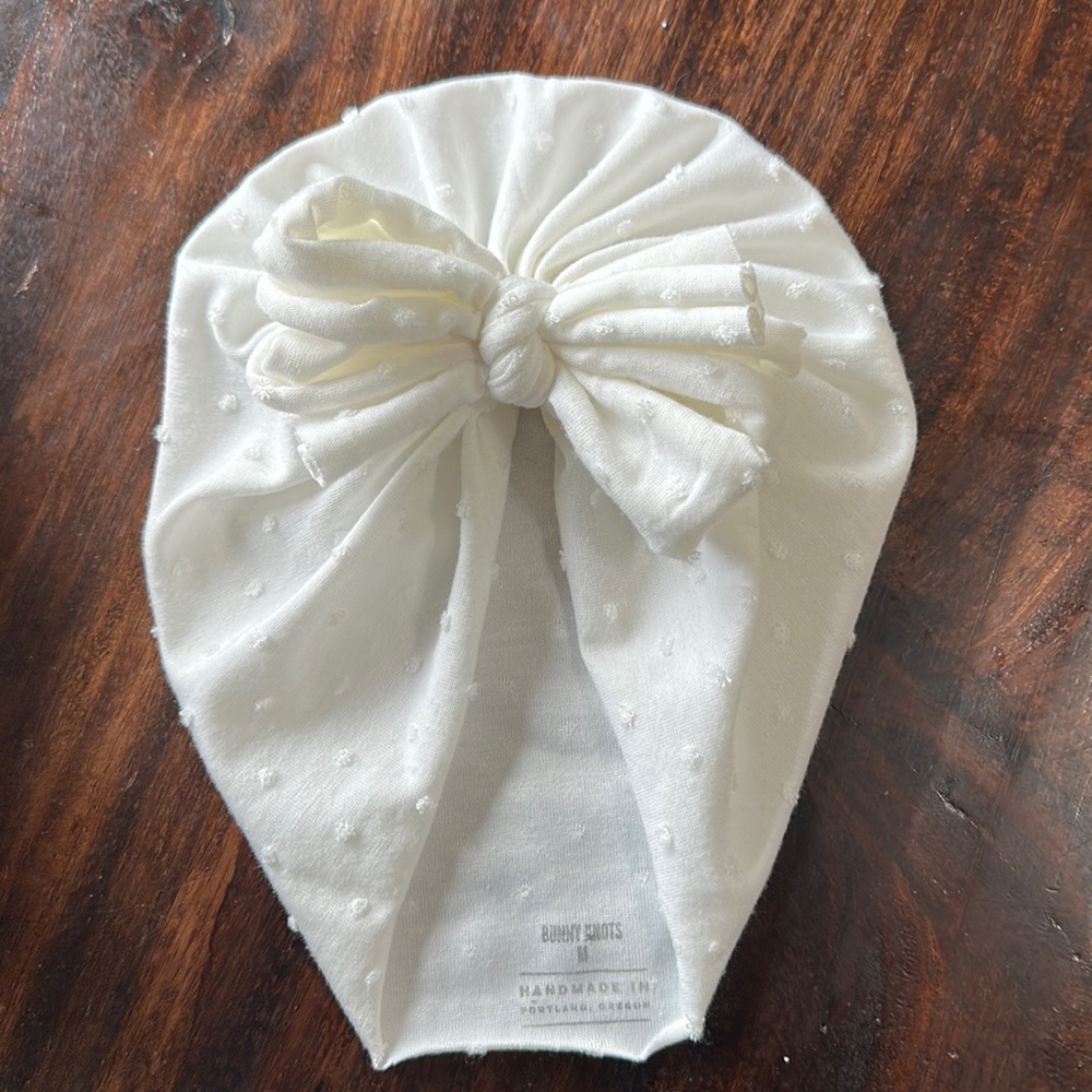 Bunny knot medium